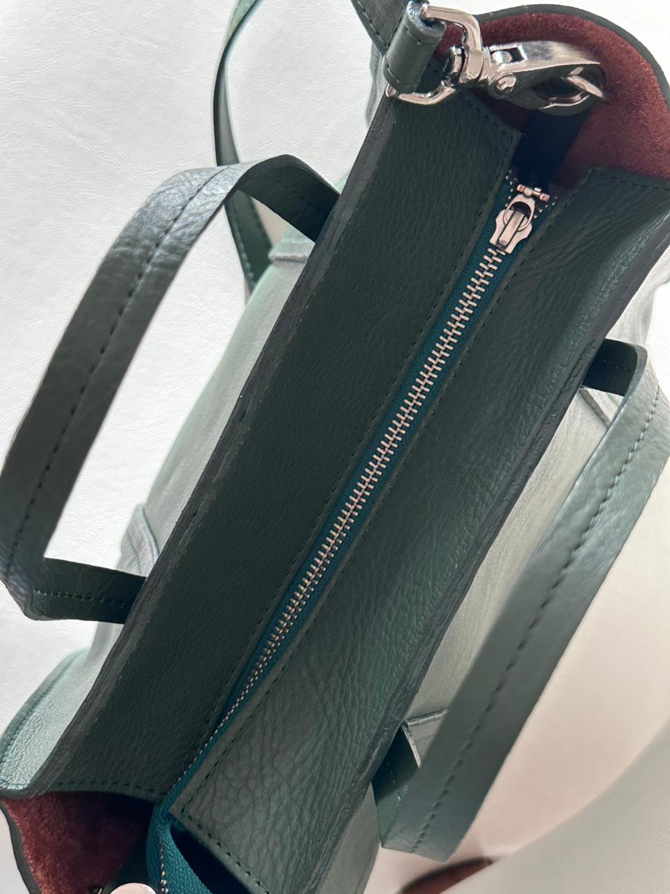 WhatsApp Image 2025-11-03 at 08.36.07 (1)